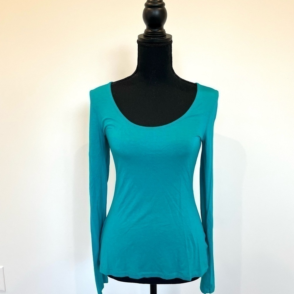 Turquoise Long Sleeve Open Back Scoop Neck Too